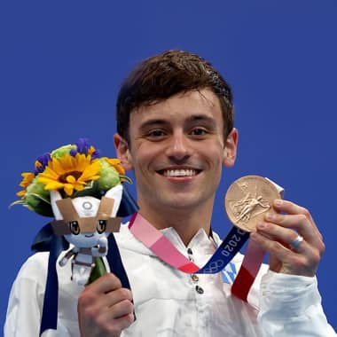 Tom Daley: Olympic Diver and Knitting Pro